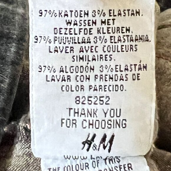 H&M Women's Stretch Dark Wash Blue Denim Jacket Size Medium Button-Up - Picture 10 of 12